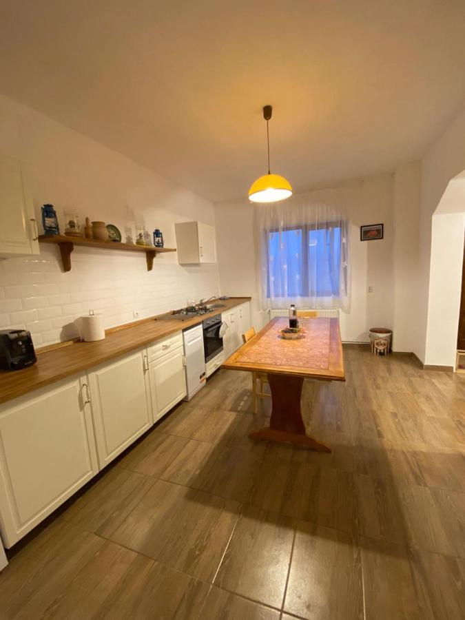 Casuta De La Munte Hotel Sfodea Bagian luar foto